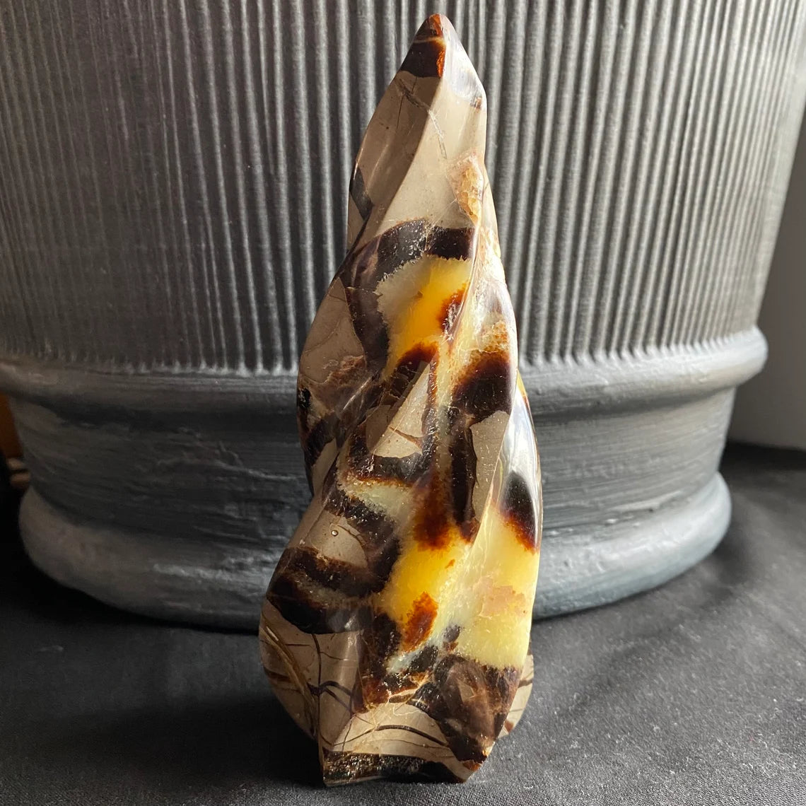 Septarian Flame | 5.7" | 15.4 oz | Dragon Stone | Septarian Crystal | Crystal Flame | Crystal Carving | SF3