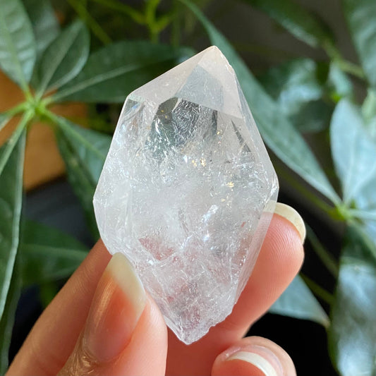 Natural Clear Quartz Point | 1 oz | 1.9”  | Clear Quartz | Top Polished Point | QP1